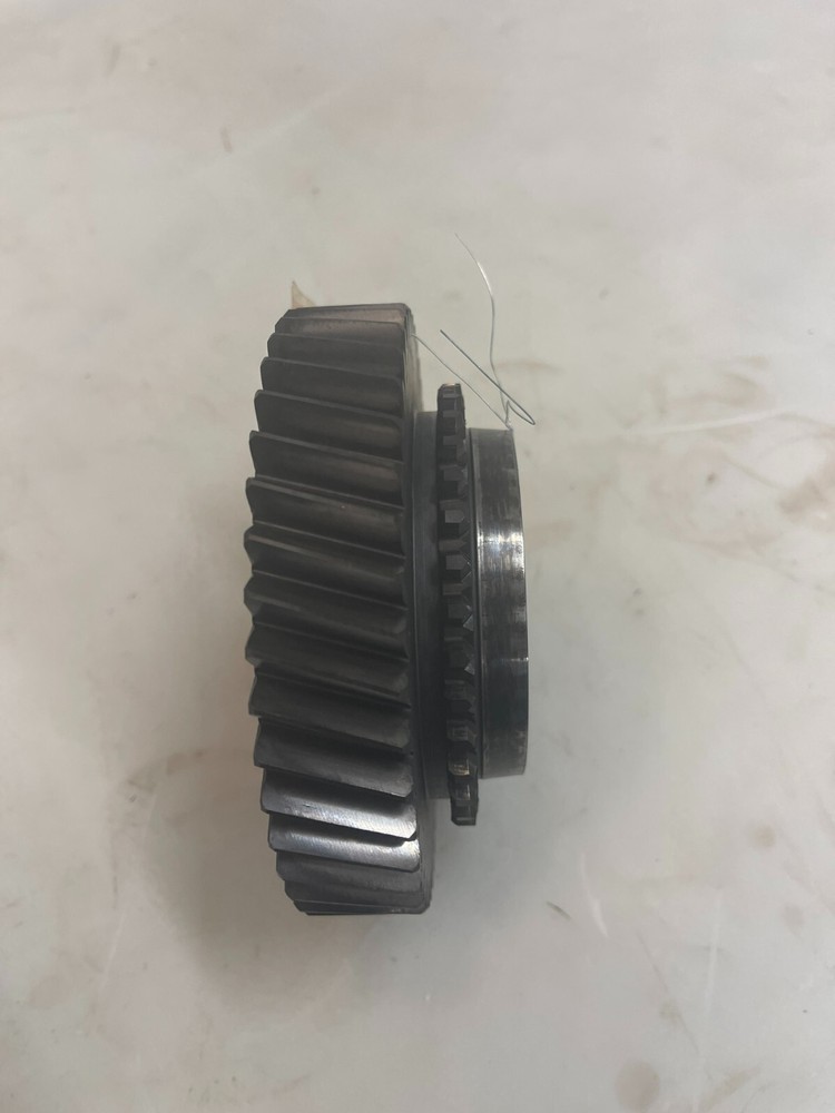 1997 John Deere 6400 Tractor Pinion Gear L76636