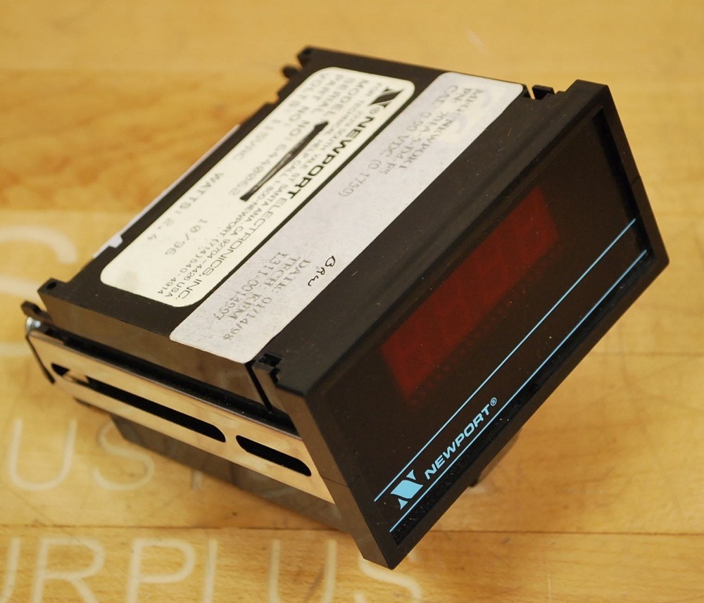Newport 201A-5-D4-FS Temperature Controller - USED