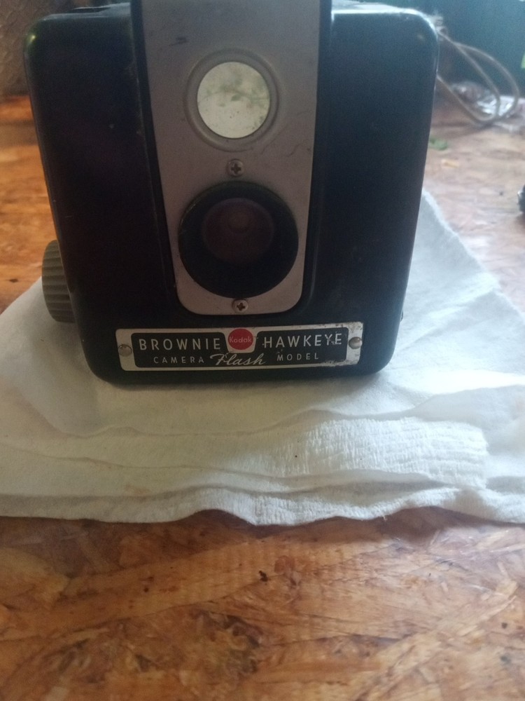 Kodak Brownie Hawkeye Vintage Camera Black/Silver, Untested