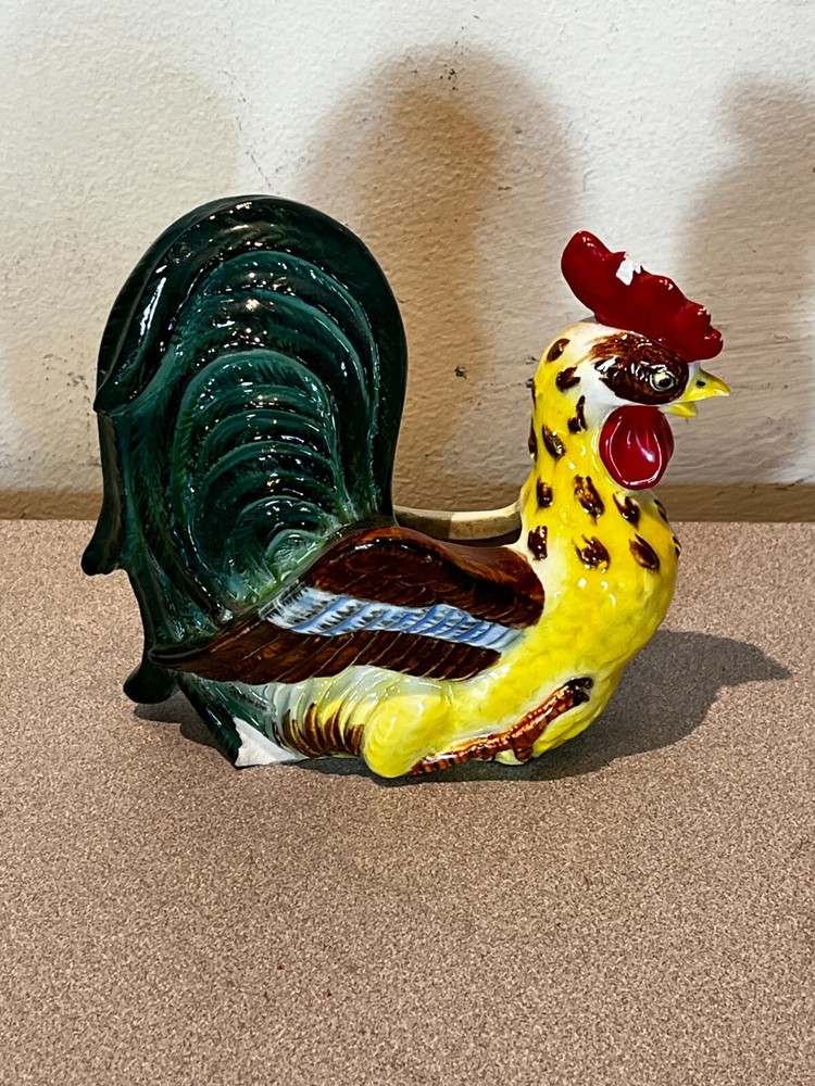 Vintage Painted Rooster Chicken Hen Ceramic Wall Pocket Planter  ***read**