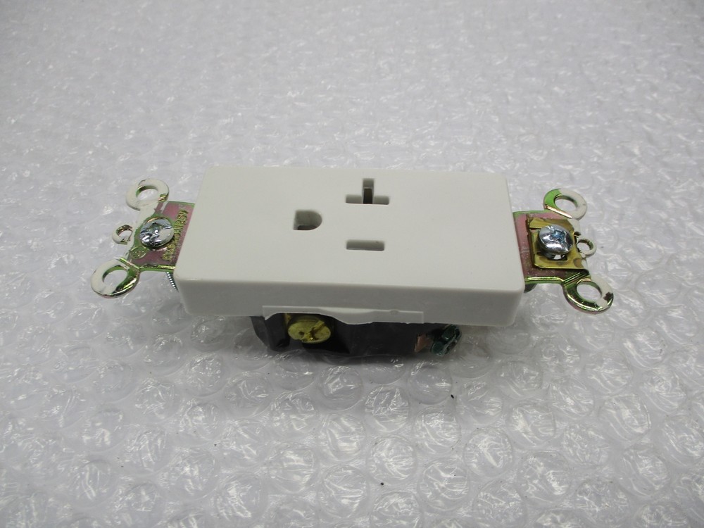 EATON 1107W-BOX RECEPTACLE NSNP