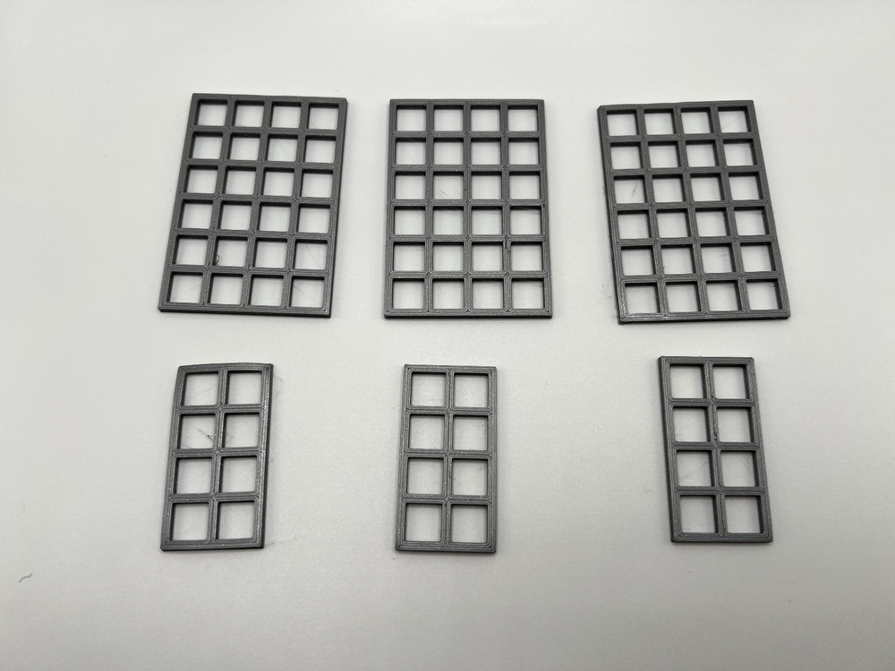 G Scale Industrial Windows - Pack of 6 Featuring 2 Different Designs