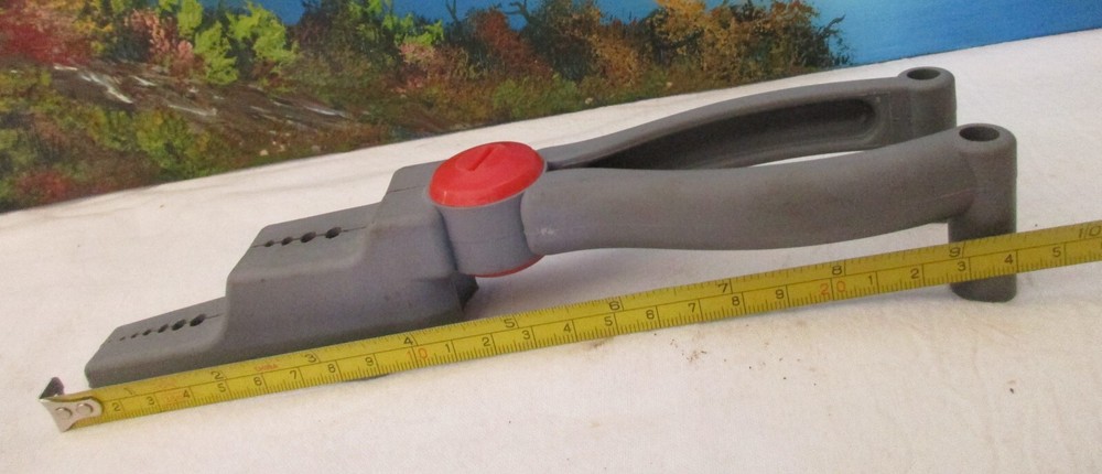 Nail Pliers Hammering Nailing Holder ABS Finger Protector Portable Hand Tool
