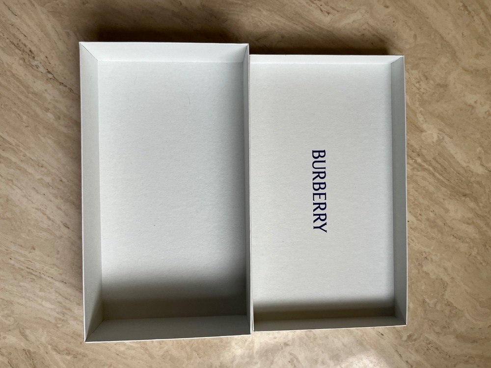 Authentic Burberry Gift Box Off-White 9” x 4.5”
