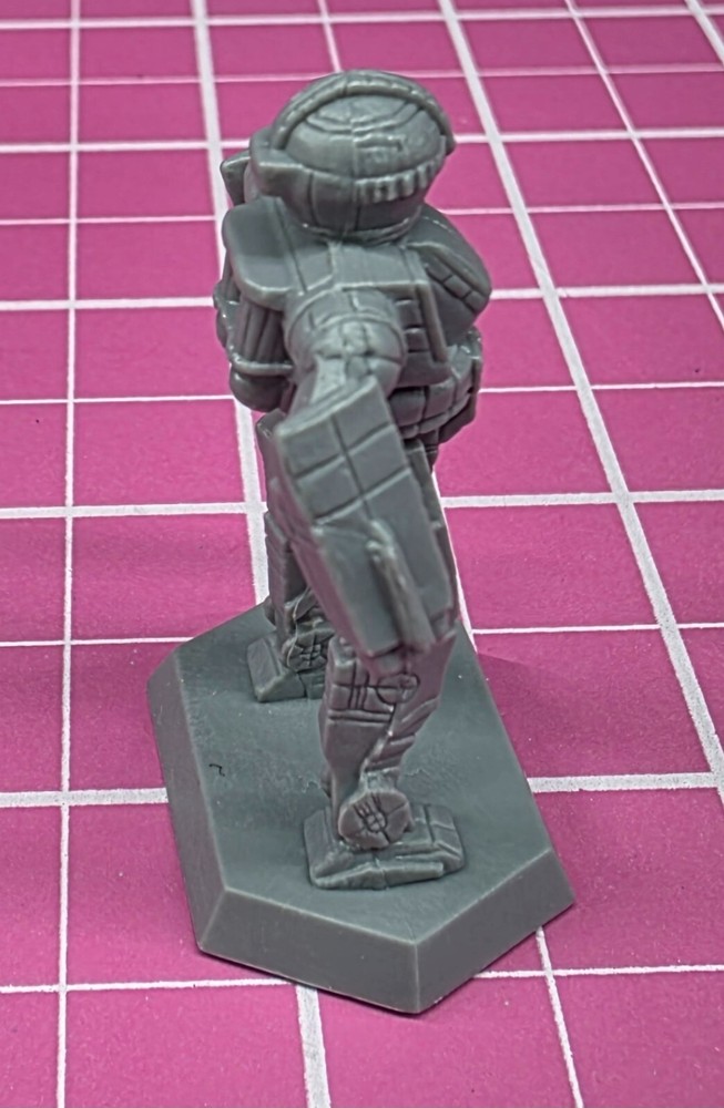 NEW RARE 2014 Battletech Mini - Quickdraw Mech Base #16 - 35000B
