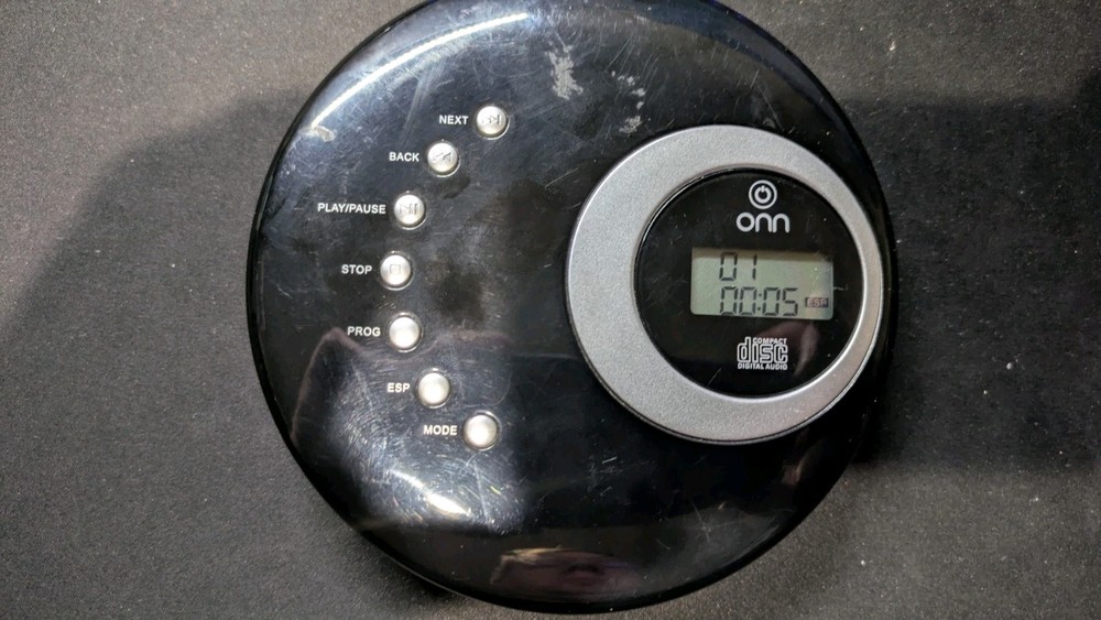 ONN Portable CD Player ONA12AV025 -Tested & Working