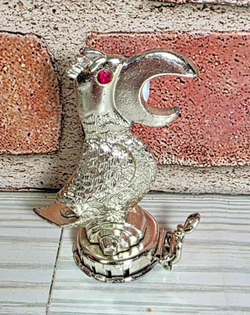 Old Parrot Figural Bottle Opener bottle cap Unusual Vintage silver