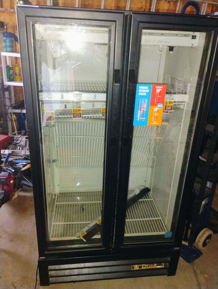 TRUE glass door refrigerator