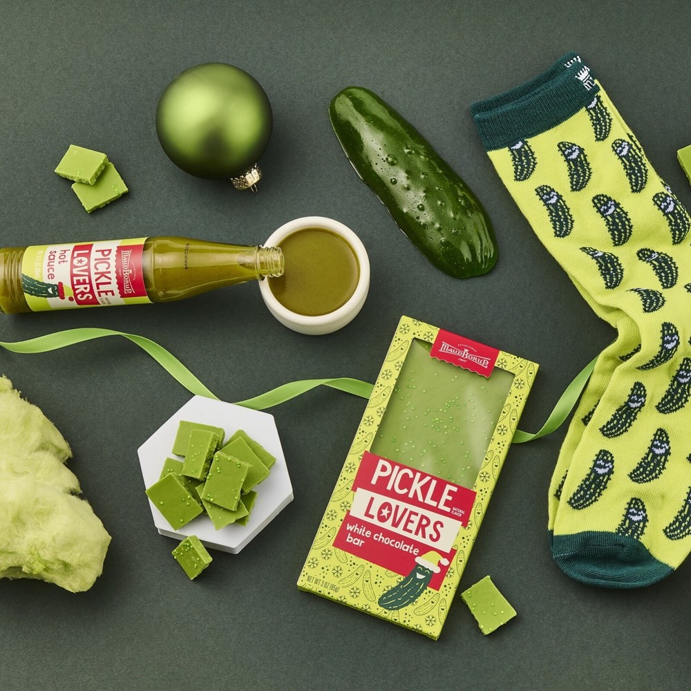 Pickle Lover's Dream: Giant Gummy Pickle! 🥒💚
