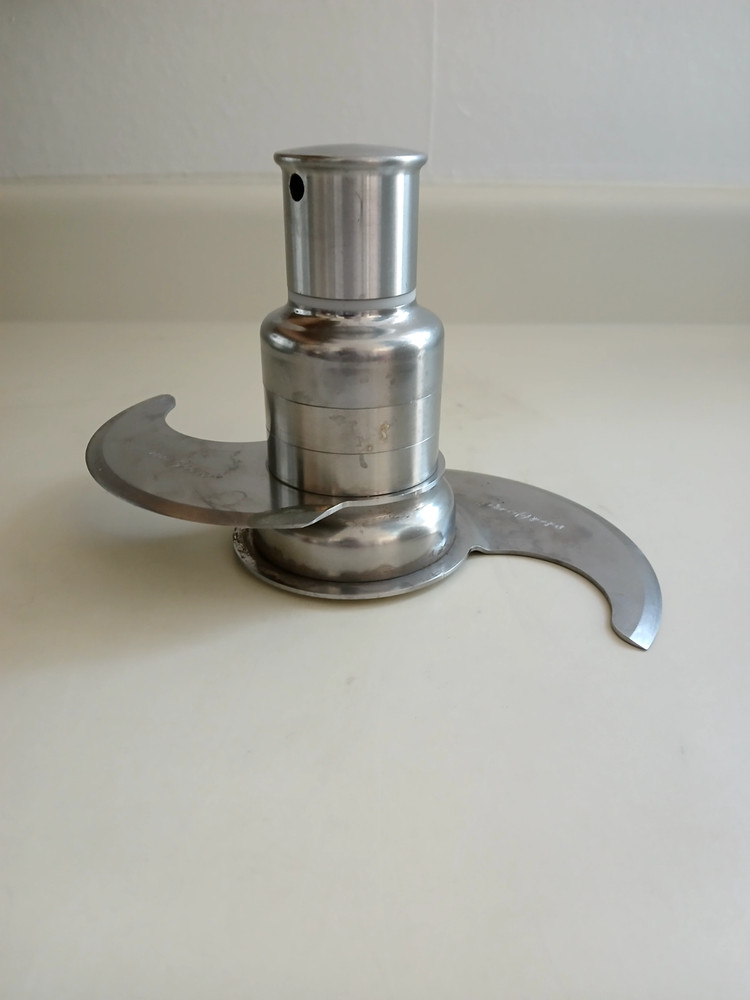 Industrial Robot Coupe - R 602 V.V. Food Processor - Variable Speed