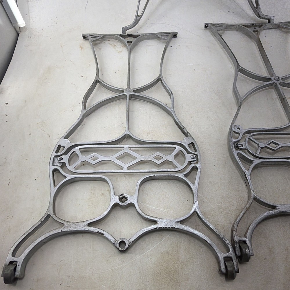 Treadle Sewing Machine Cast Iron table Base