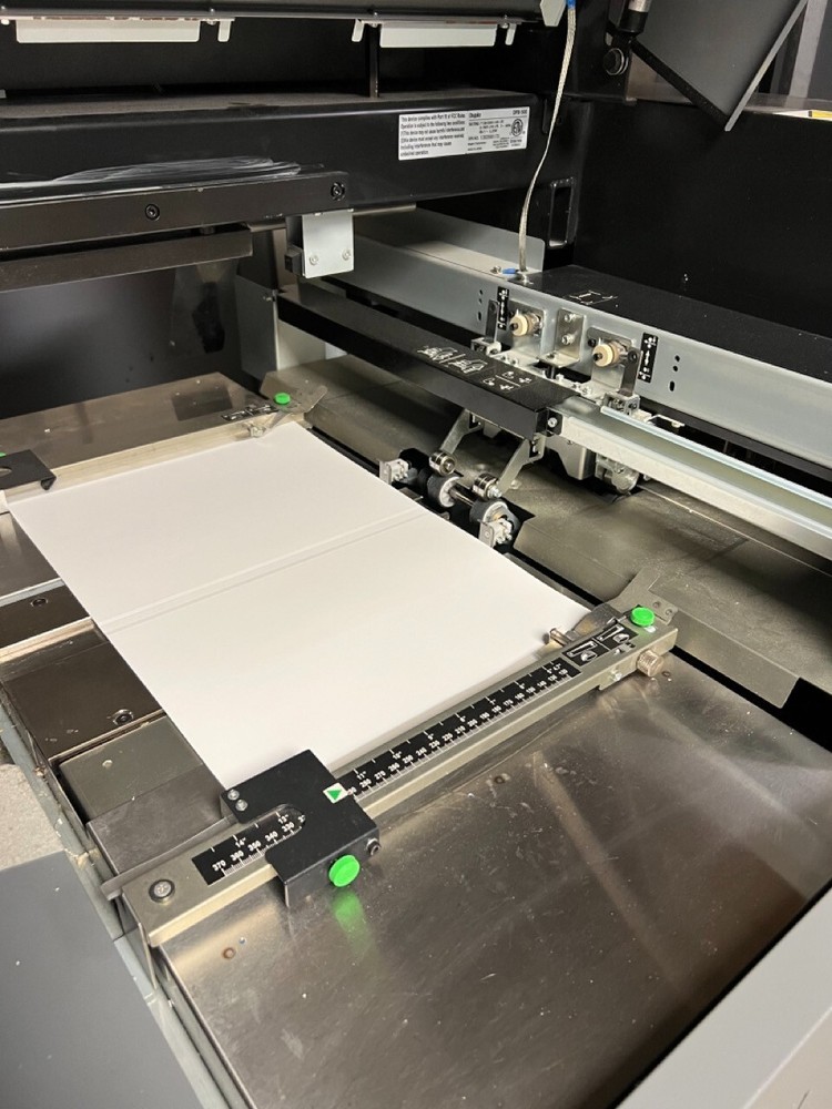 Duplo DPB-500 Perfect Bound Machine