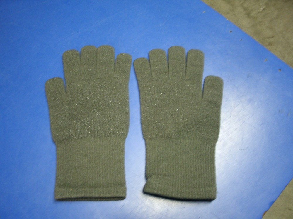 HANZ GLOVE LINERS SMALL/ MEDIUM NEW