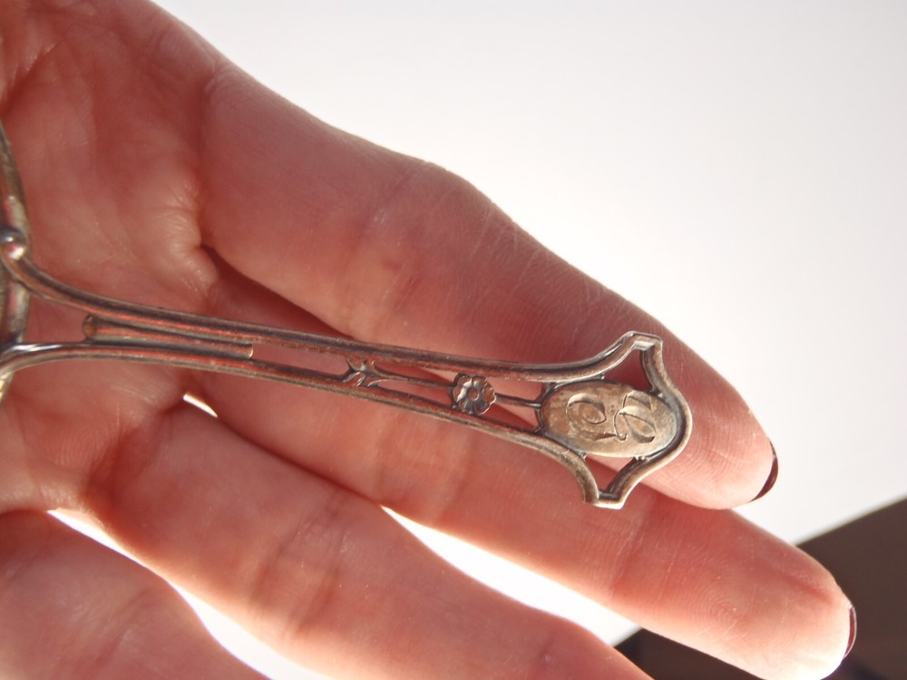 Antique FRANK WHITING Sterling Silver Over the Cup Tea Strainer