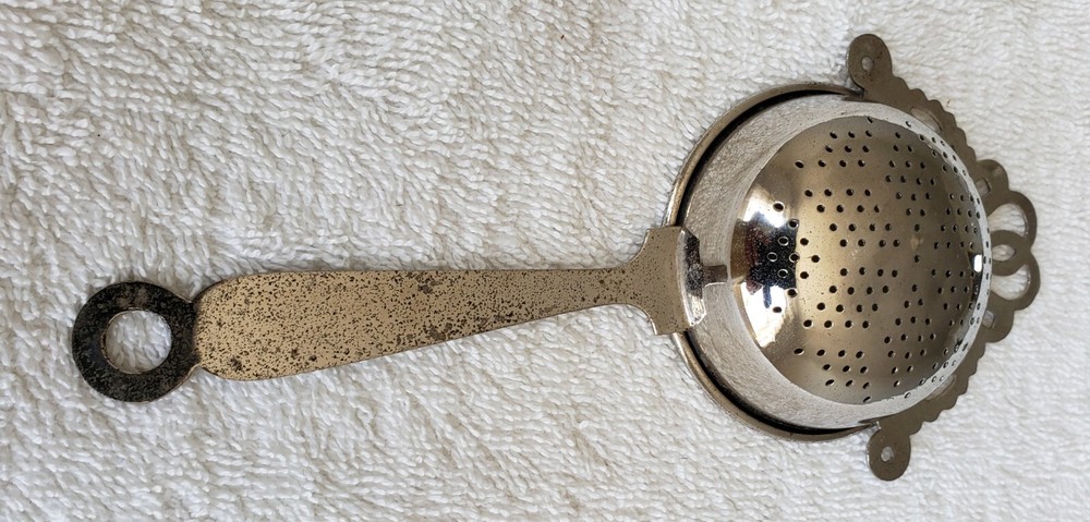 ANTIQUE/ VINTAGE GERMAN SILVER TEA STRAINER & UNDERPLATE
