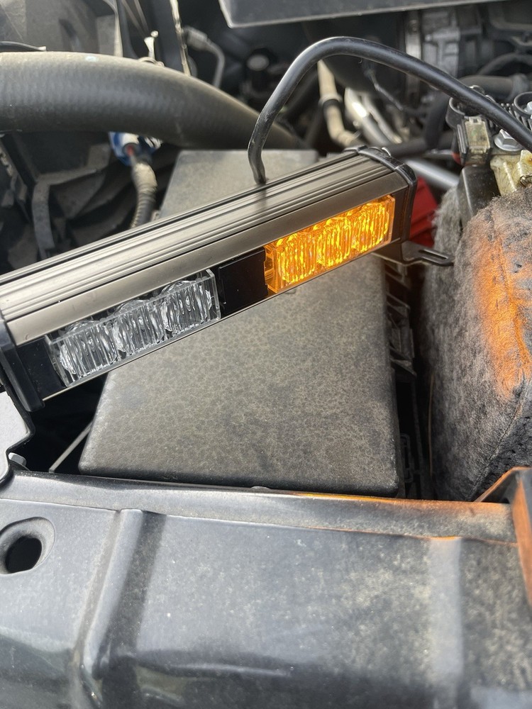 CODE 3 XT302 TWO LIGHTHEAD UNIT 12/24V AMBER/AMBER LEDS - XT302AA Tested 👍👍