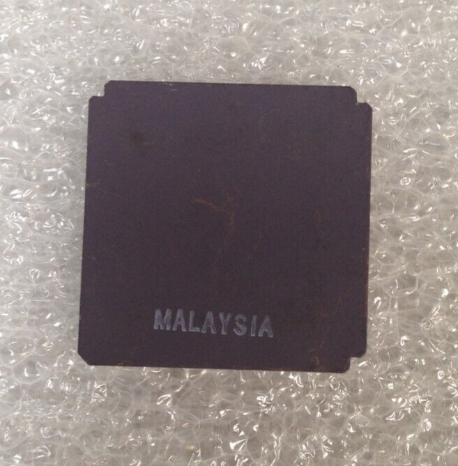 Intel R80286-12/C2H (80286) 8706LP 16 Bit, 68 Pin Microprocessor / CPU