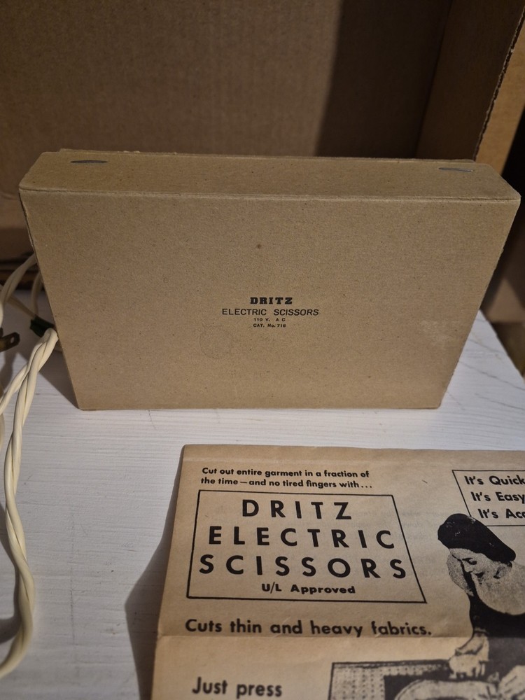 VTG DRITZ ELECTRIC SCISSORS ORG BOX INSTRUCTIONS HOLDER ORIGINAL RECEIPT TESTED