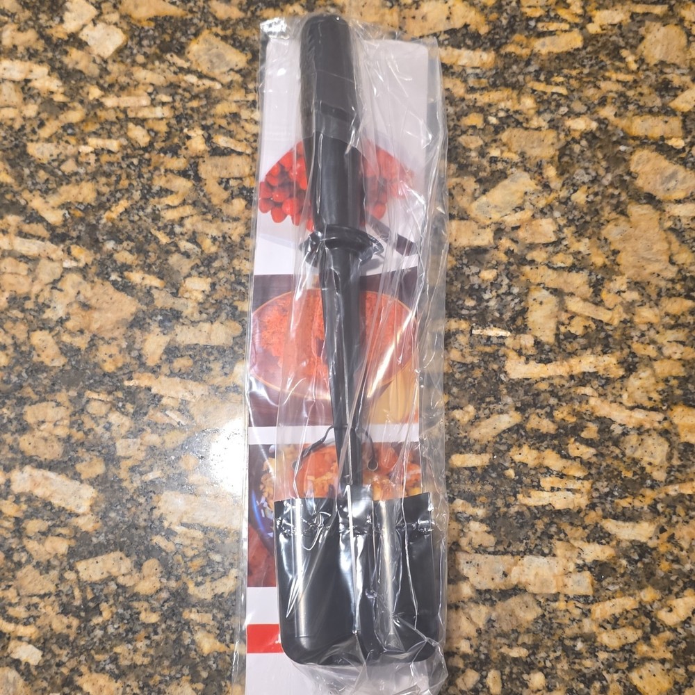 Manual Meat Chopper Black Plastic Kitchen Tool Single Item Set