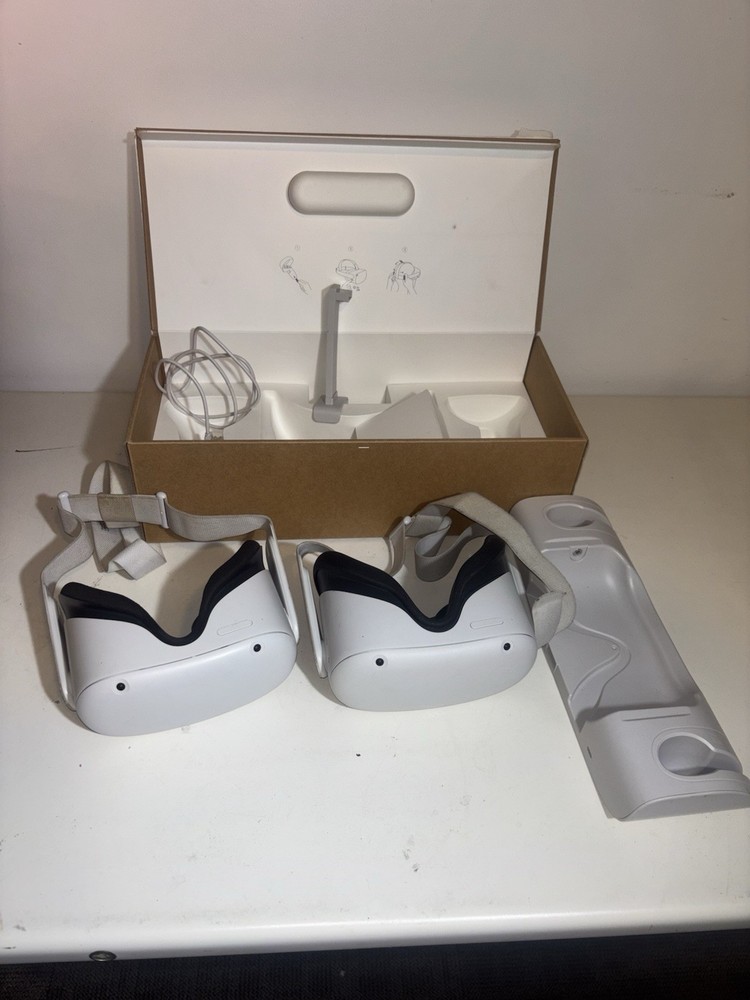 Oculus Meta Quest 2  Works  But Some Pixel Burn Quantity Two W Docking Station