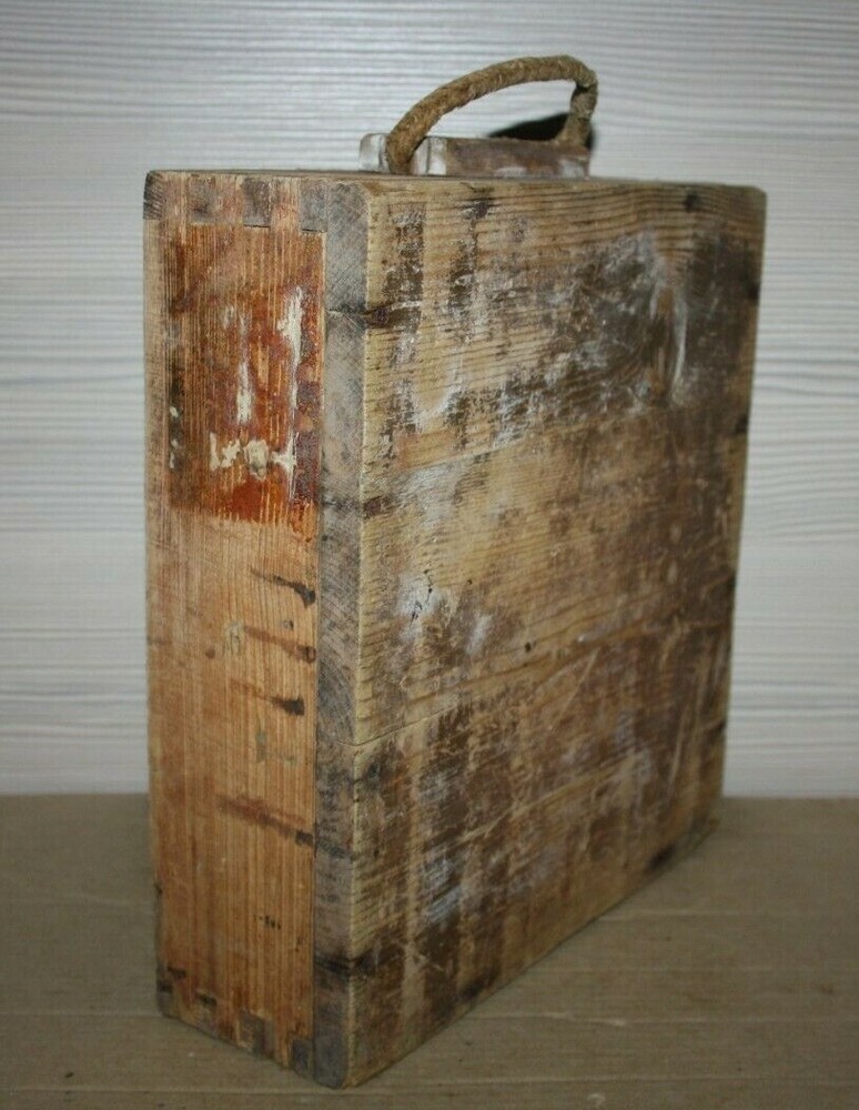 WW2 Original German Box Holzmine 42