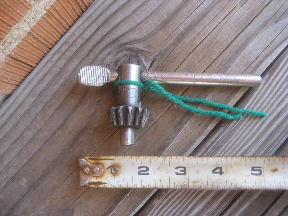 Vintage ** JACOBS - K4 ( Key #4 ) *** Drill Chuck Key USA