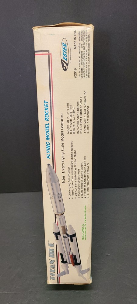 Estes Titan lll E Flying Model Rocket Kit #2019 Titan 3E Model Rocket Open Box
