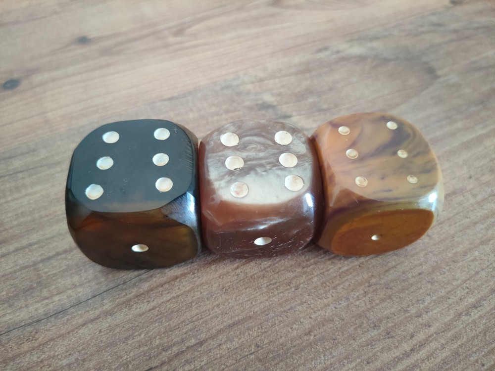 3 pieces Amber Bakelite huge Dice Vintage from old object
