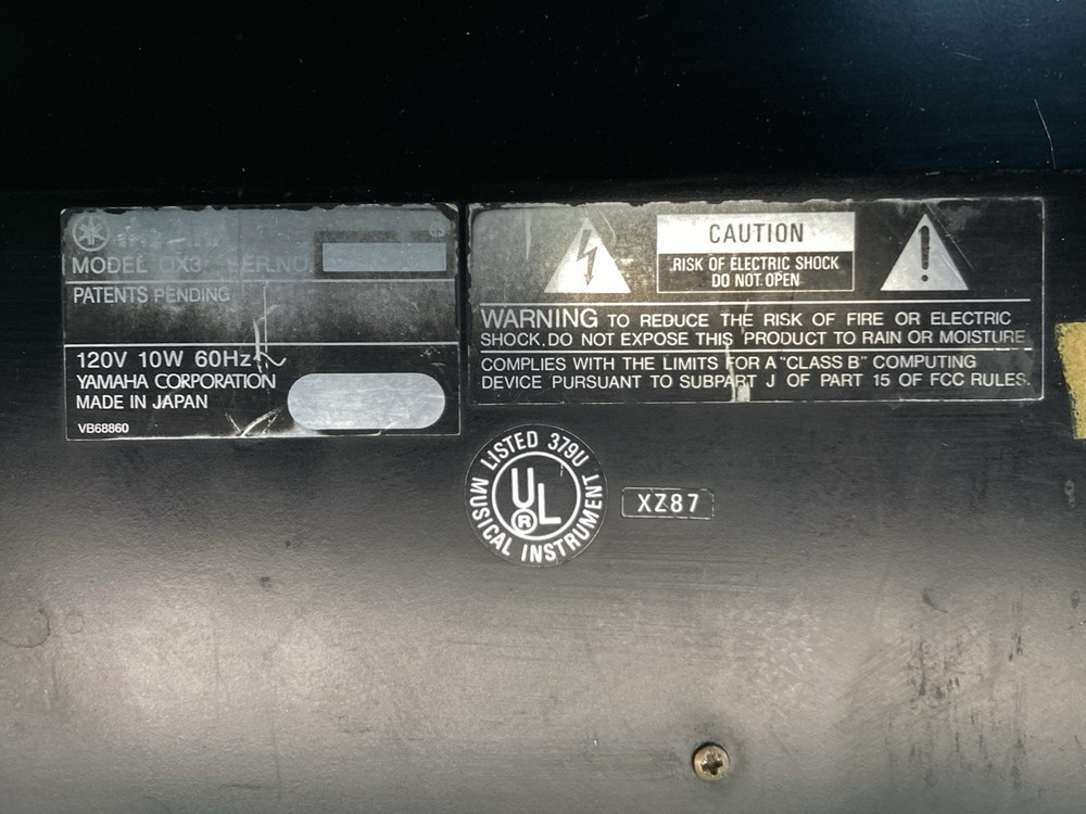 Yamaha QX3 3.5” Floppy Disk Digital Sequencer Recorder - POWERS ON - UNTESTED