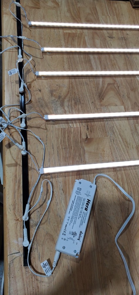 Hera Shelf Power System Mini- Retail Gondola Lighting Kit
