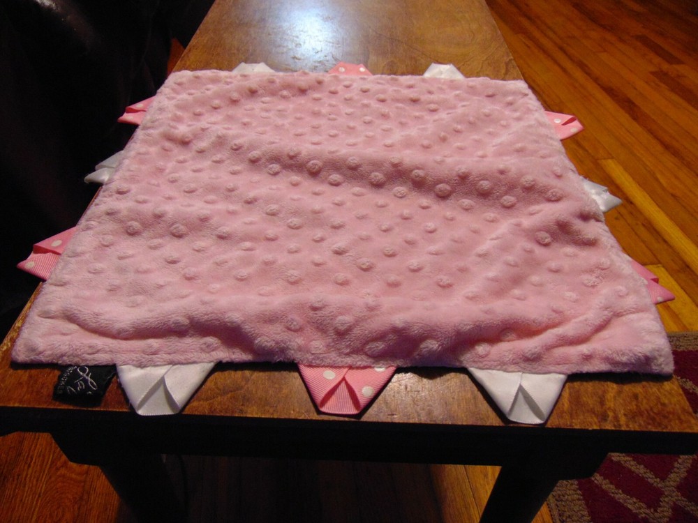 Lashea pink minki dot ribbon security blanket
