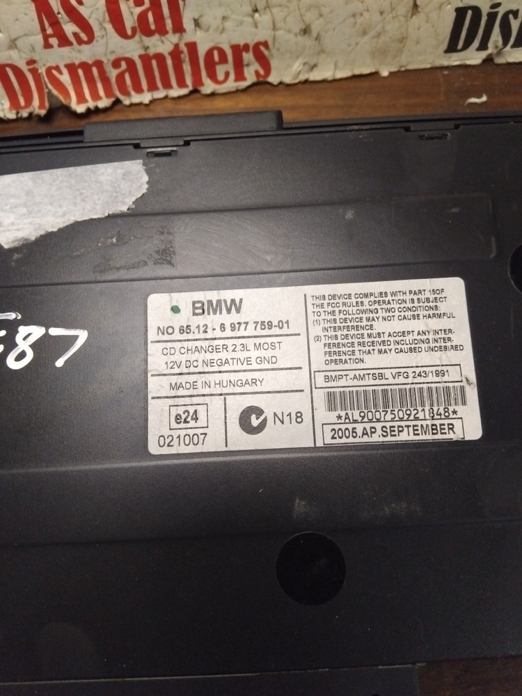 BMW E87 6 CD Disk Changer 6977759 - L13 #A4