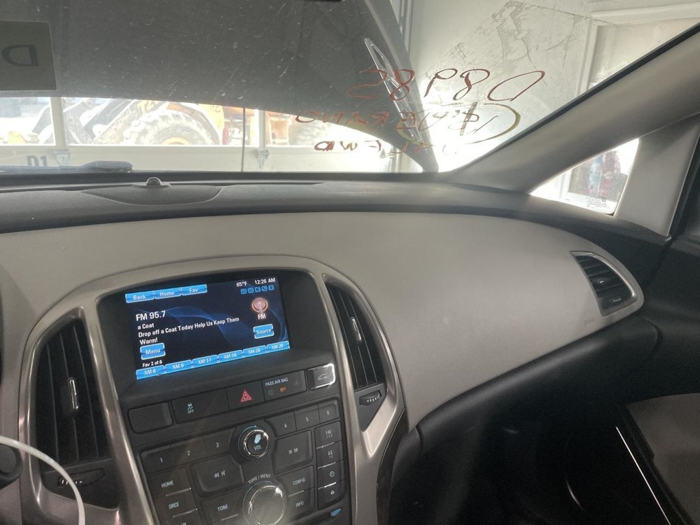 Complete Console Front Floor Without Remote Start Fits 15-17 VERANO 1020181