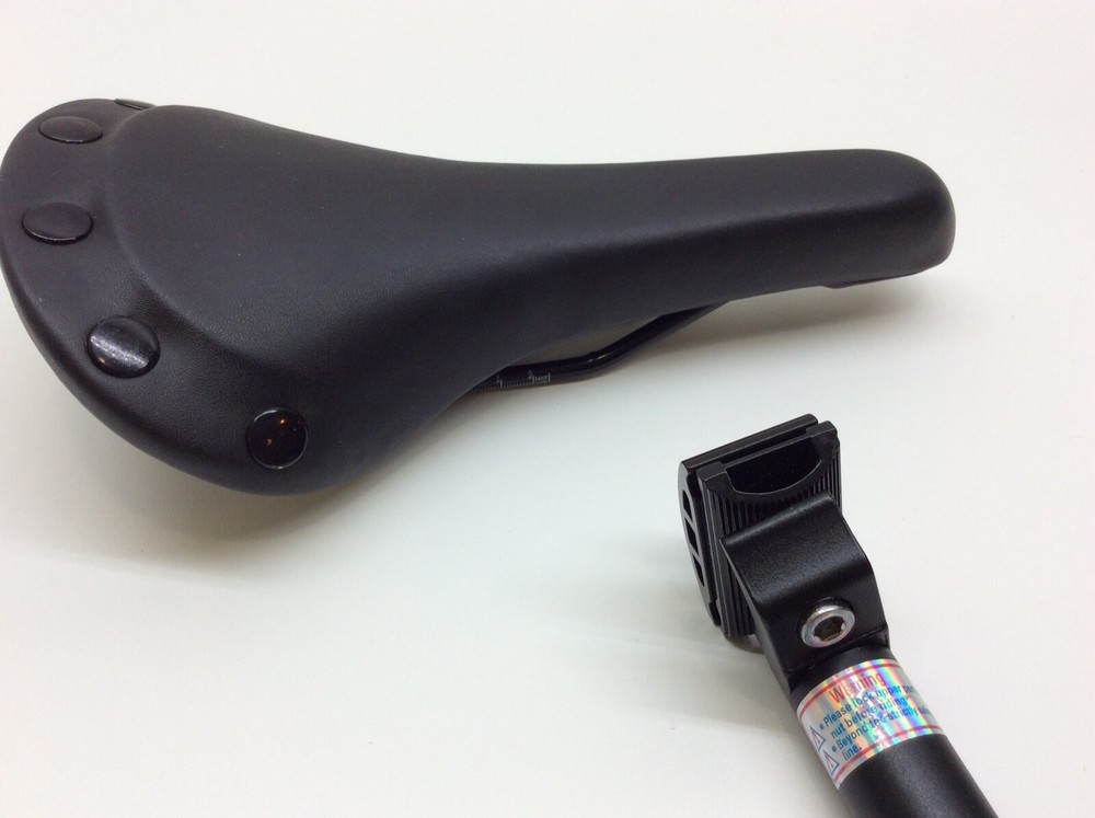 Chifa Seat Saddle Black plus Post