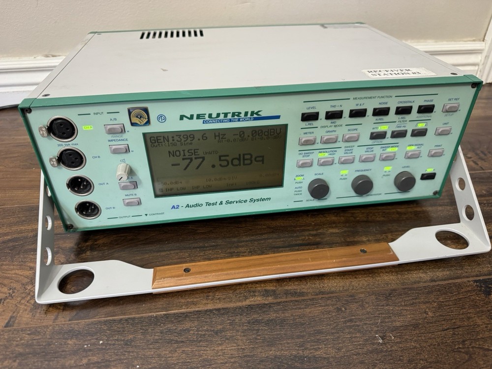 NEUTRIK A2 AUDIO MEASUREMENT SYSTEM / AUDIO ANALYZER (IRC27)