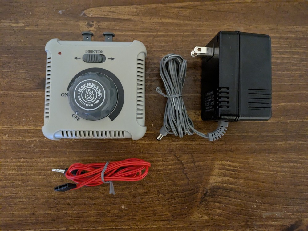 Bachmann 46605A Speed Controller Transformer w/ Power Adapter & E-Z Track Cable