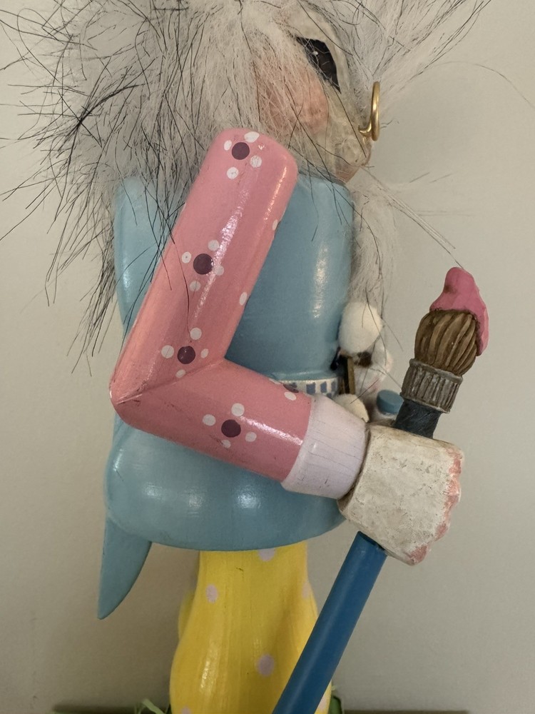 Vtg. Smithsonian Easter Bunny Rabbit Nutcracker w/Pastel Eggs & Paints in Basket