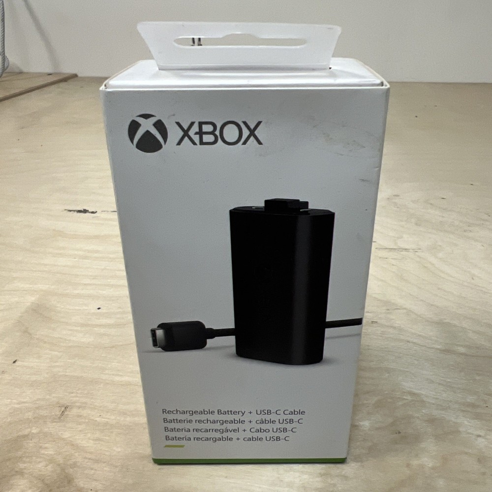 Microsoft Xbox Rechargeable Battery Xbox S X Controller W USB-C Charging Cable