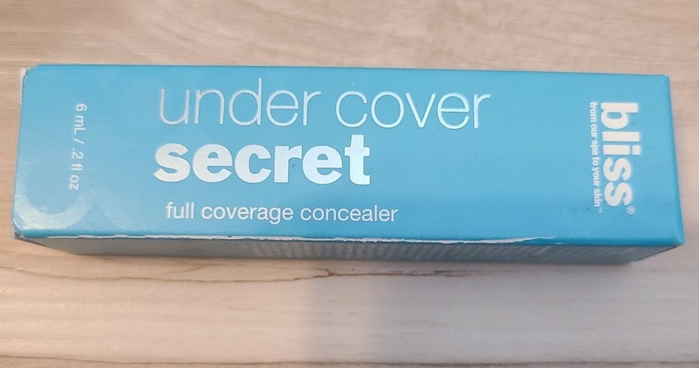 Bliss under cover secret Full Coverage Concealer - Honey