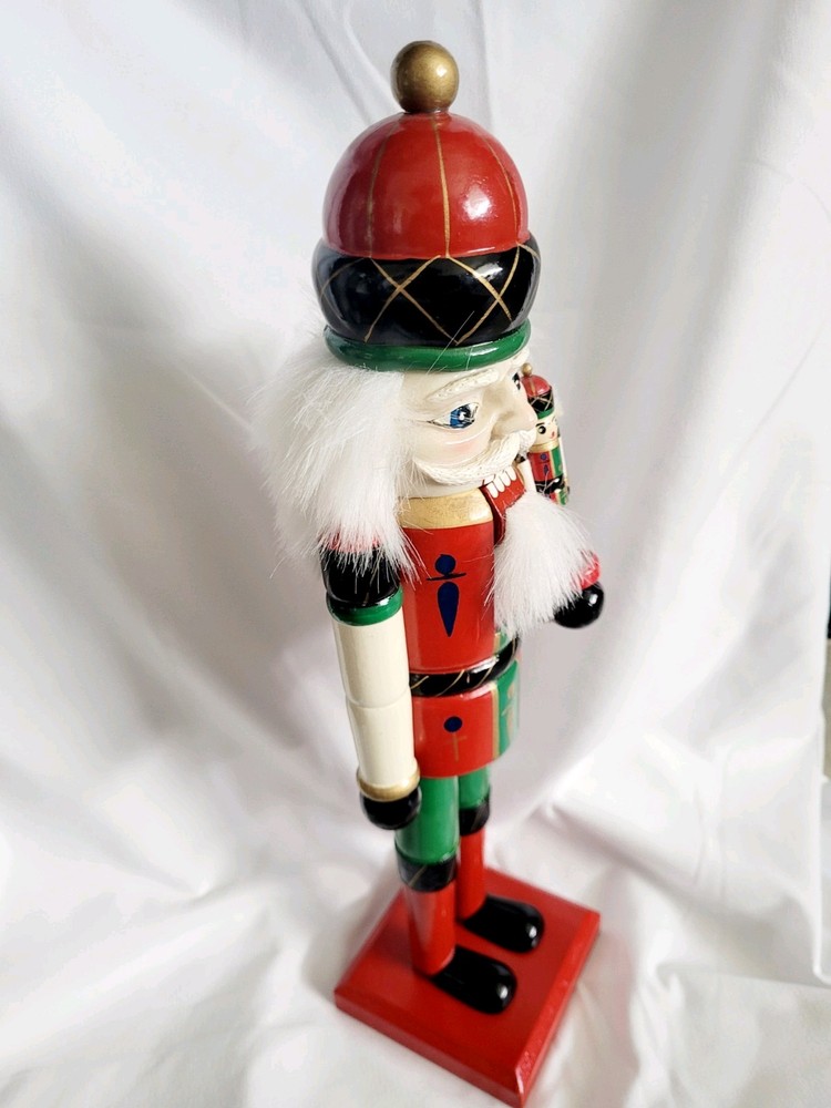 Nut Cracker Figurine