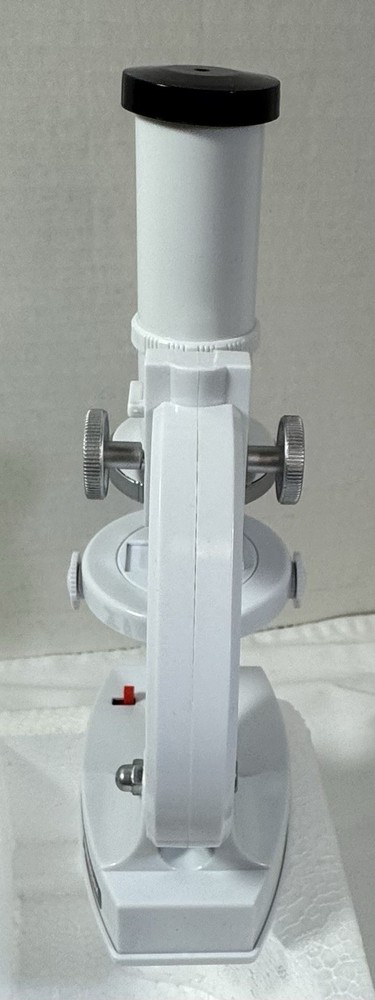 Stem White Microscope Kit W/ Light Source 100, 200, 450 Magnification Complete