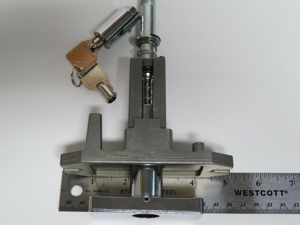 Dixie Narco T handle with posts (for coin chute) includes lock and two keys