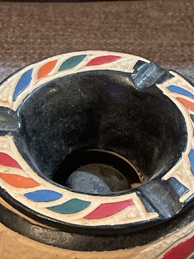 Vintage Decorative Ceramic/pottery Ashtray
