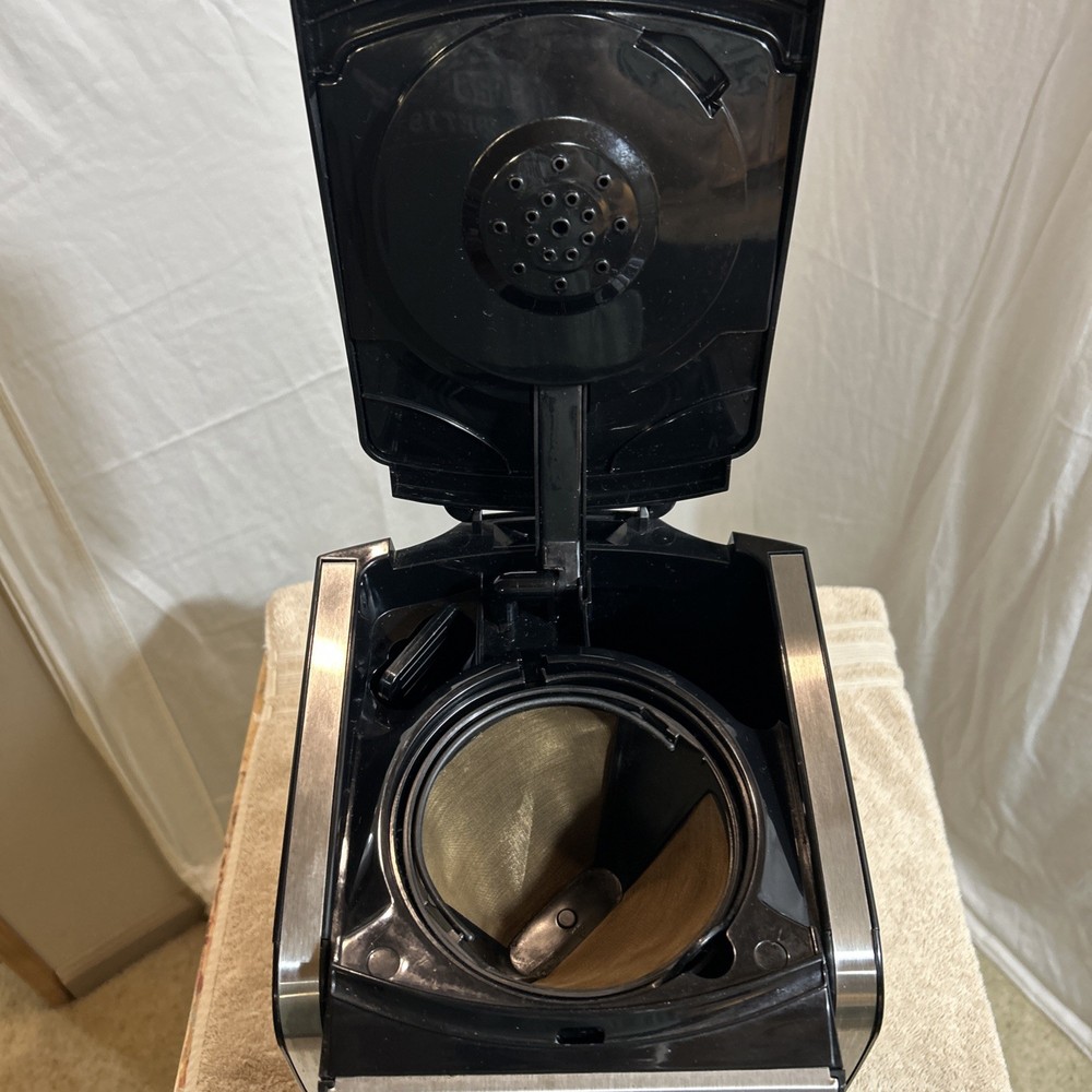 Cuisinart Extreme Brew 12 Cup Programmable Coffee Maker. Model DCC-2650