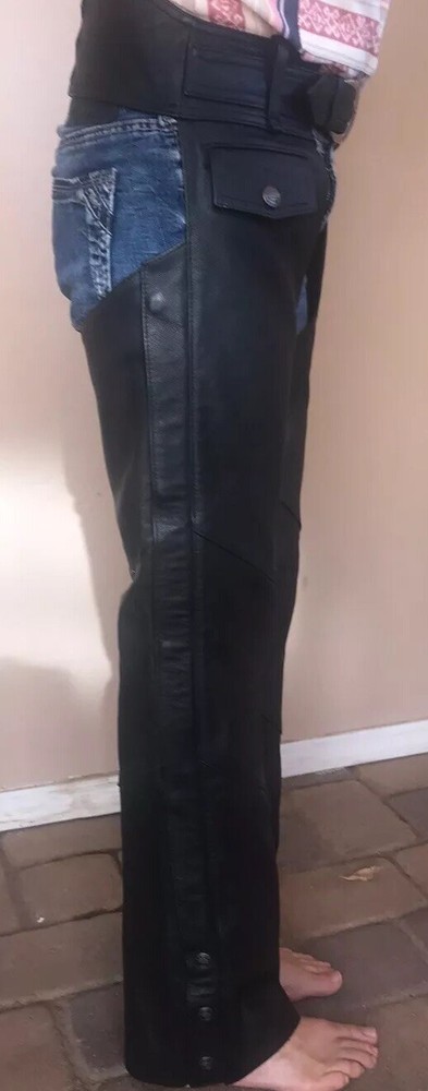Harley Davidson Womens Black Leather Chaps. Size S, New Never Worn