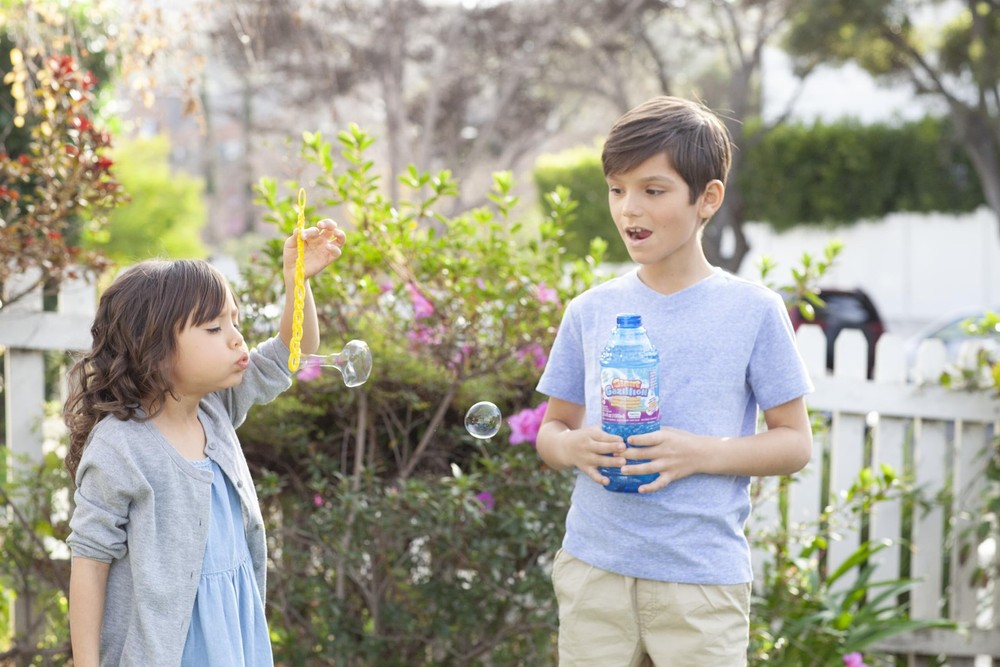 Gazillion Giant Bubble Solution 1 L – Creates Huge Extra‑Elastic Bubbles Safe...