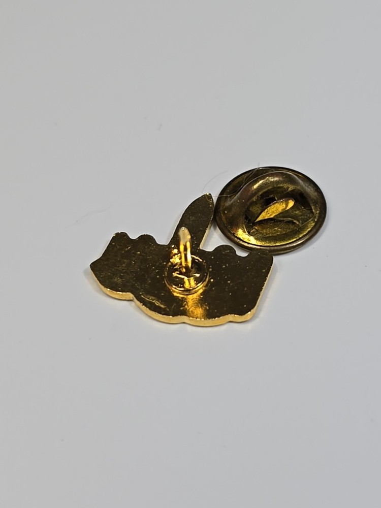 Ottawa Canada Souvenir Lapel Pin Small Size