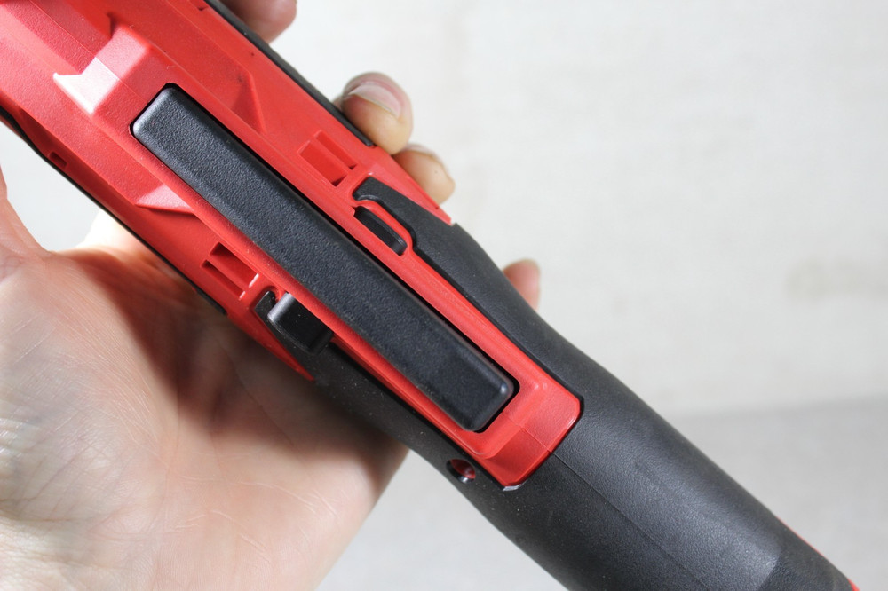 Snap On CTSS761 14.4V 1/4" Hex Inline Screwdriver Tool Only