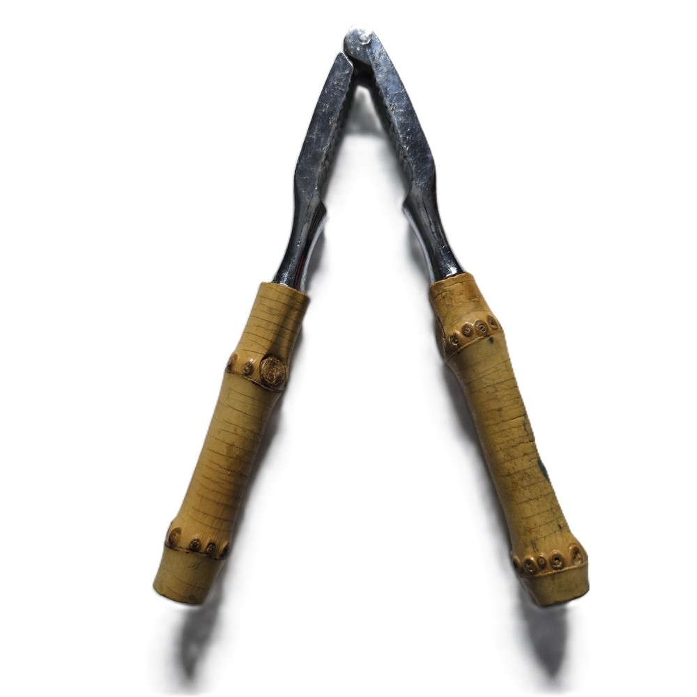 Vintage Bamboo Handle Nutcracker – Silver Metal Kitchen Tool