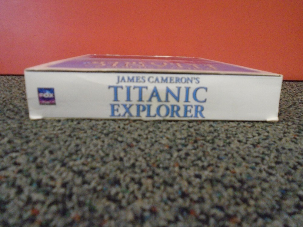 James Camerons Titanic Explorer